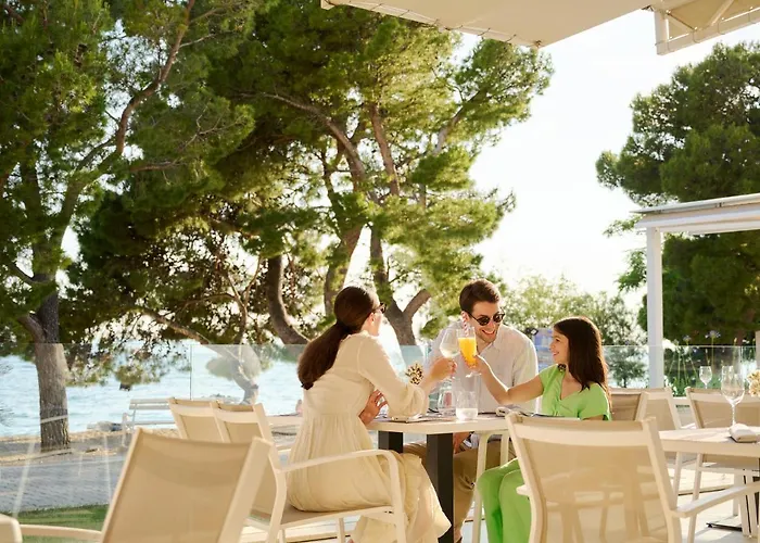 Bluesun Alga 4*