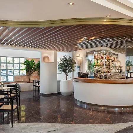 Szálloda Bluesun Alga