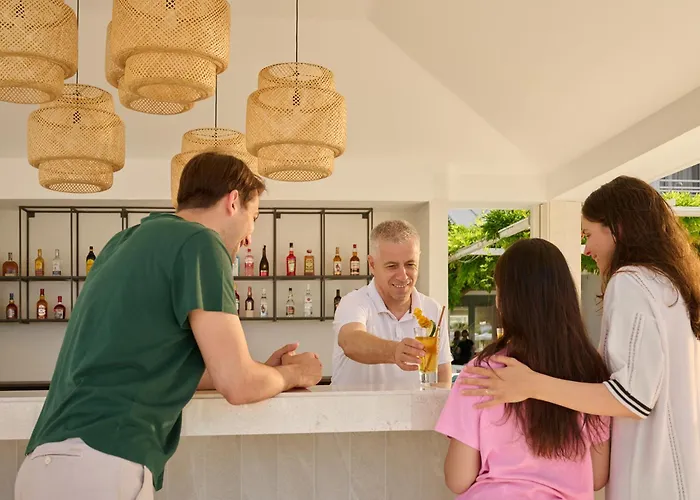 Hotel Bluesun Alga 4*