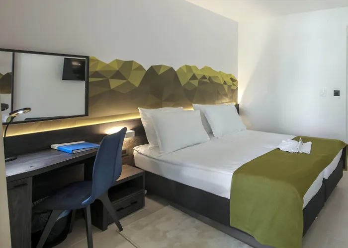 Hotel Bluesun Alga 4*